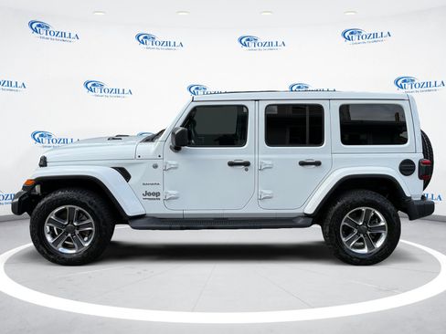 Used 2021 Jeep Wrangler Unlimited Sahara image 2