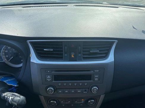 Used 2014 Nissan Sentra SV FWD image 35