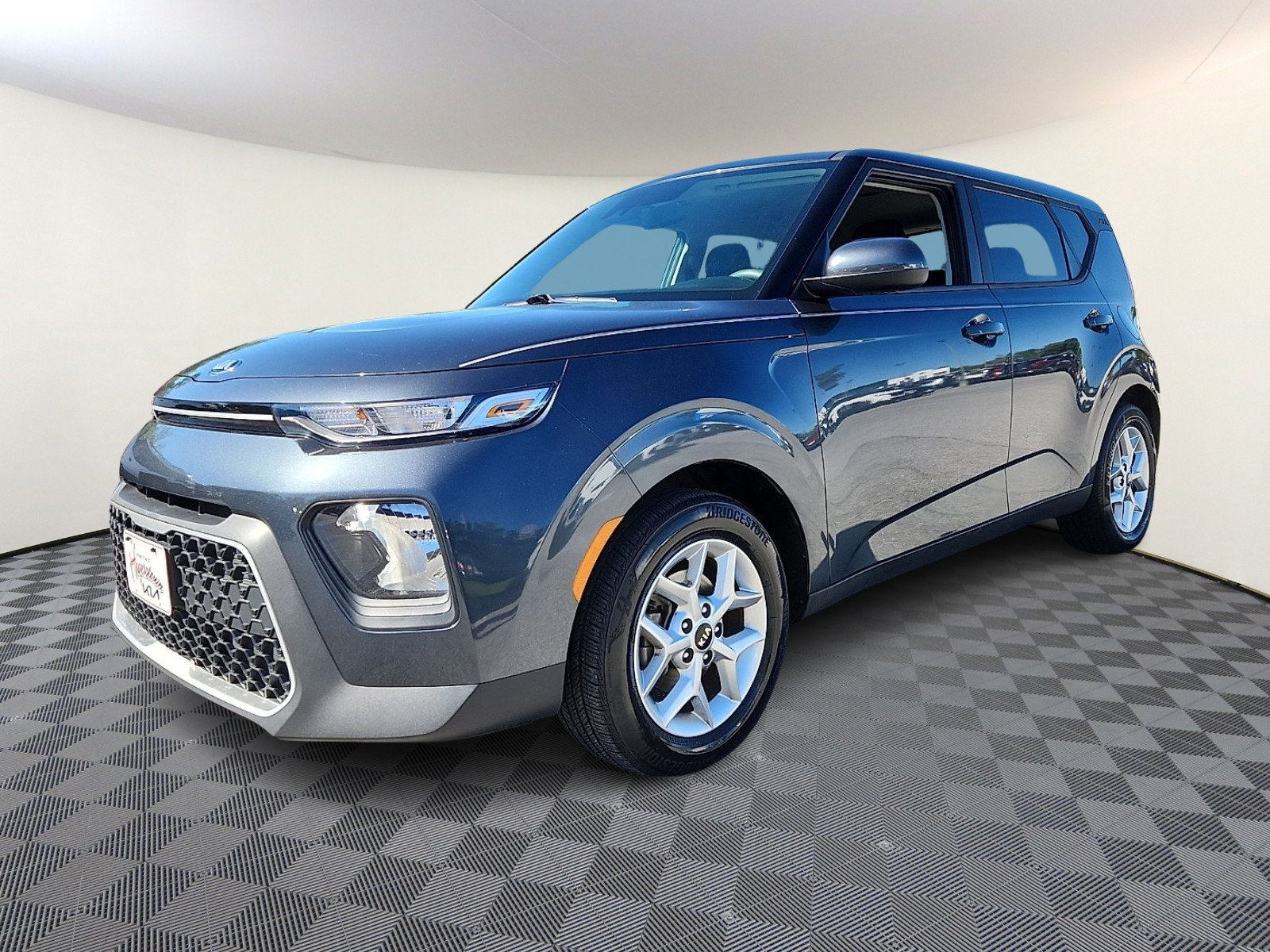 Used 2020 Kia Soul S FWD image 3