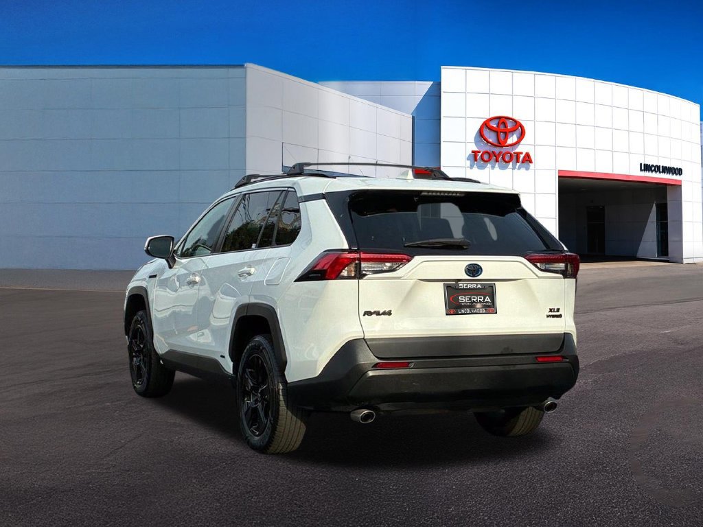 Used 2021 Toyota RAV4 XLE w/ XLE Grade Weather Package AWD/4WD image 12