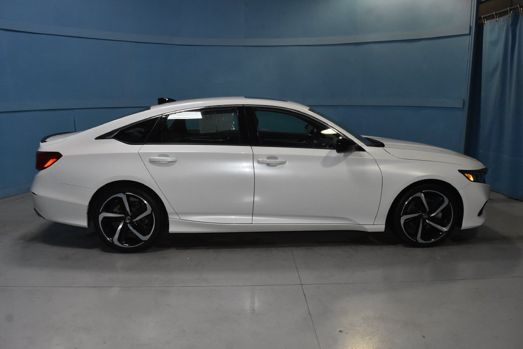 Used 2022 Honda Accord Sport image 25