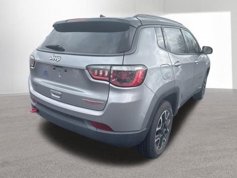 Used 2020 Jeep Compass Trailhawk image 5