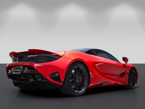 Used 2027 McLaren 750S Spider RWD image 10