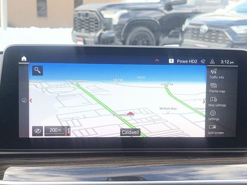 Used 2022 BMW 530i xDrive w/ M Sport Package image 27