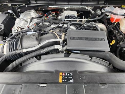 New 2026 Chevrolet Silverado 2500 High Country w/ High Country Premium Package AWD/4WD image 32