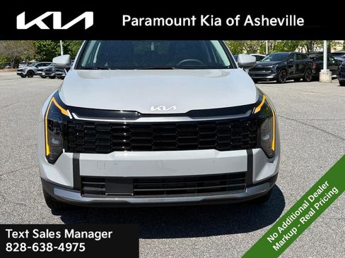 New 2026 Kia Sportage EX AWD/4WD image 2