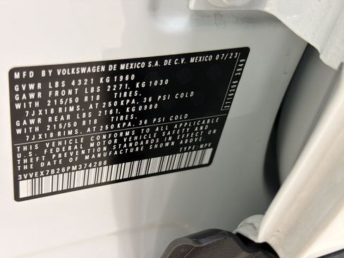 Used 2023 Volkswagen Taos SE FWD image 19