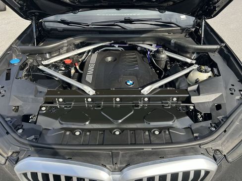 Used 2024 BMW X5 xDrive40i AWD/4WD image 28