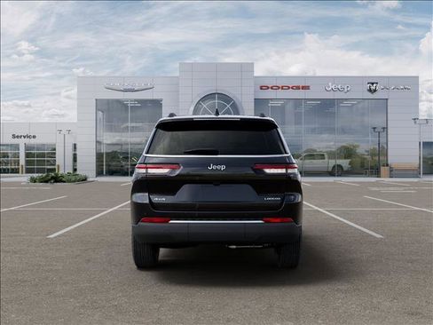 New 2026 Jeep Grand Cherokee L Laredo image 7