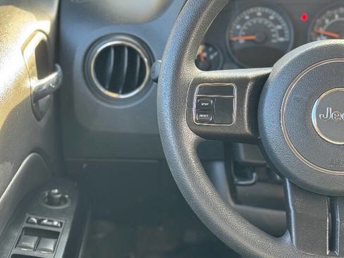 Used 2014 Jeep Patriot Sport w/ Power Value Group image 14