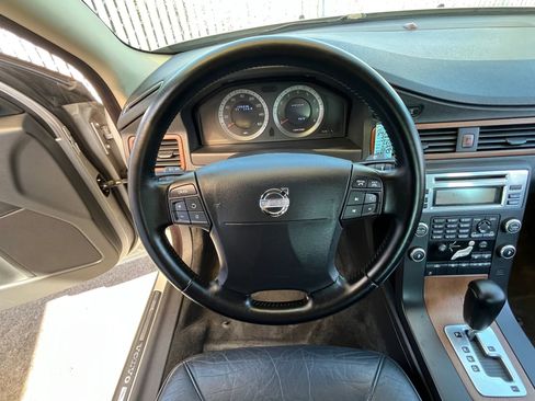 Used 2009 Volvo S80 3.2 image 22