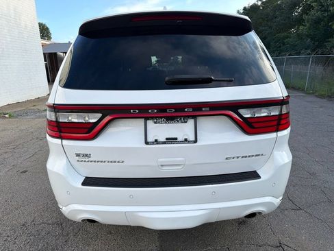 Used 2022 Dodge Durango Citadel RWD image 3