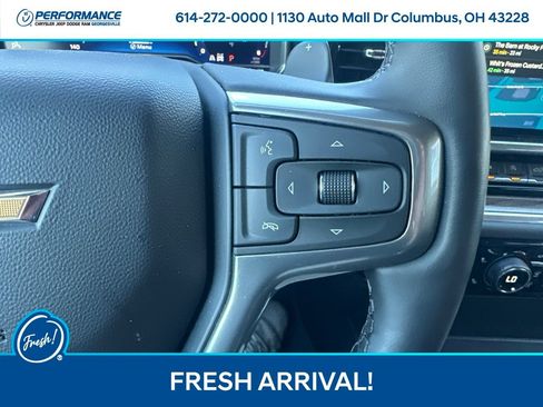 Used 2025 Chevrolet Silverado 1500 LT AWD/4WD image 17