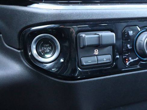 Used 2023 Chevrolet Silverado 1500 LTZ w/ Technology Package AWD/4WD image 11