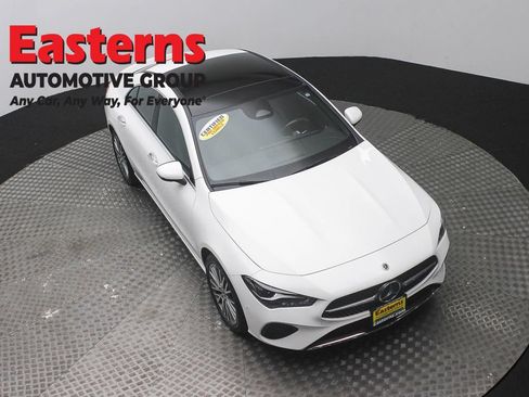 Used 2025 Mercedes-Benz CLA 250 image 3