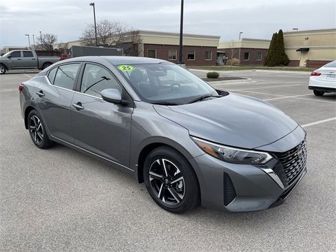 Used 2025 Nissan Sentra SV w/ All-Weather Package image 7
