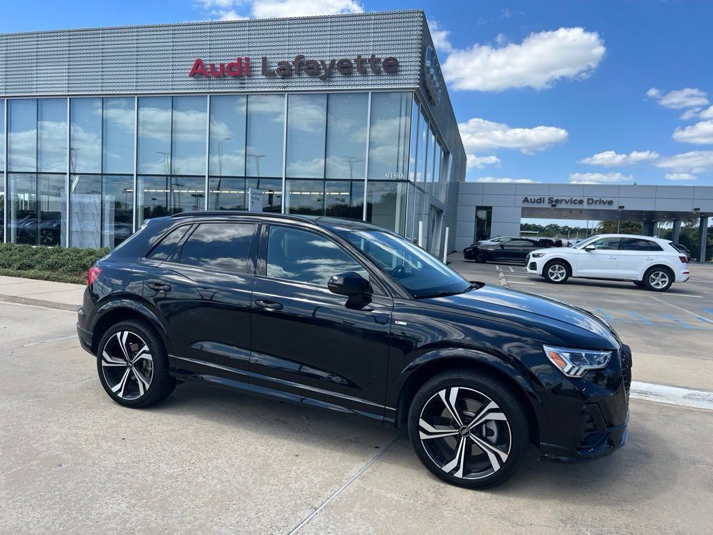 Used 2023 Audi Q3 2.0T Premium Plus w/ Premium Plus Package AWD/4WD image 6