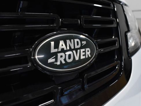 Used 2023 Land Rover Range Rover Sport SE AWD/4WD image 10