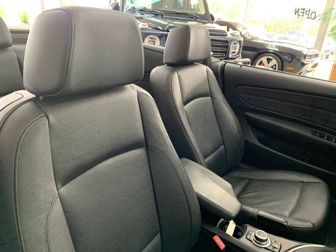 Used 2012 BMW 128i Convertible RWD image 11