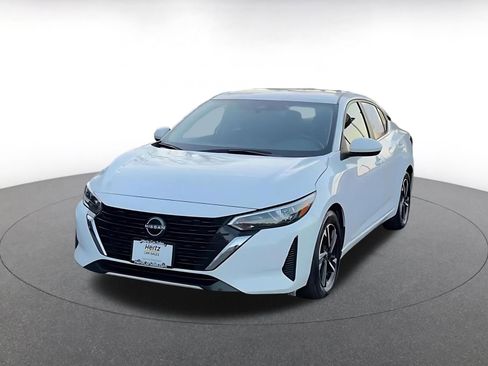 Used 2025 Nissan Sentra SV image 7