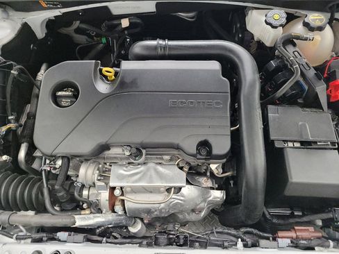 Used 2025 Chevrolet Malibu LT FWD image 30