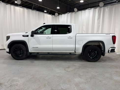 Used 2025 GMC Sierra 1500 Elevation AWD/4WD image 2