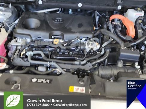 Used 2024 Toyota RAV4 LE AWD/4WD image 17