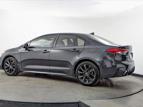 Used 2024 Toyota Corolla SE image 6