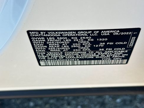 Used 2022 Volkswagen Atlas Cross Sport SE w/ Panoramic Sunroof Package FWD image 29