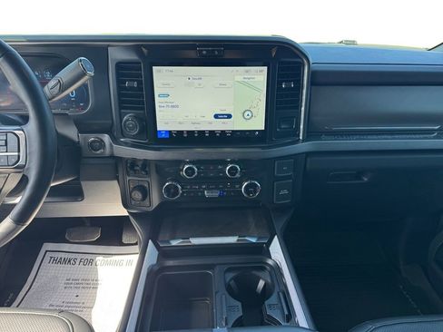 Certified 2025 Ford F350 Platinum w/ Tremor Off-Road Package AWD/4WD image 15