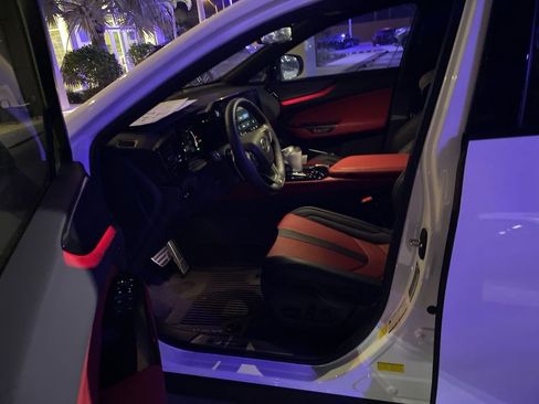 Used 2025 Lexus NX 450h+ F Sport image 2