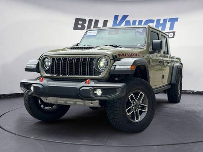 Used 2025 Jeep Gladiator Mojave w/ Safety Group