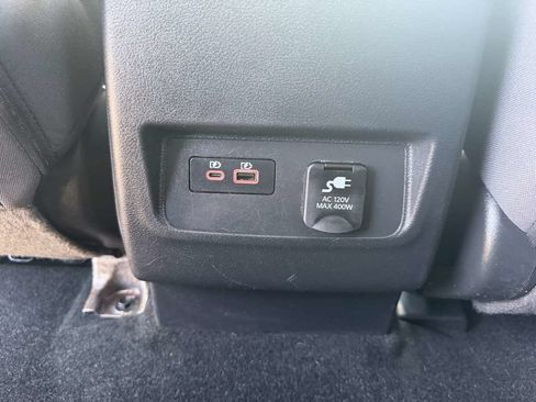 Used 2022 Nissan Frontier SV AWD/4WD image 37