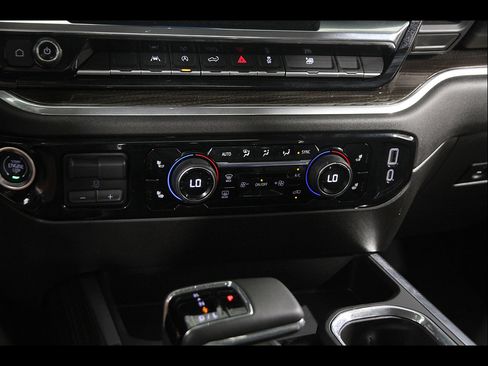 Certified 2025 Chevrolet Silverado 1500 RST w/ Protection Package AWD/4WD image 16