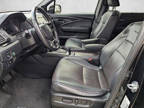 Used 2021 Honda Pilot Black Edition image 17