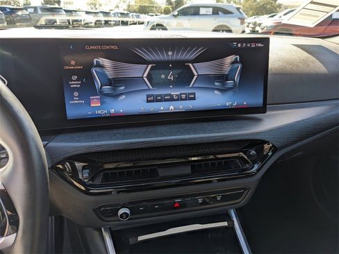 Used 2025 BMW 430i xDrive Convertible image 24