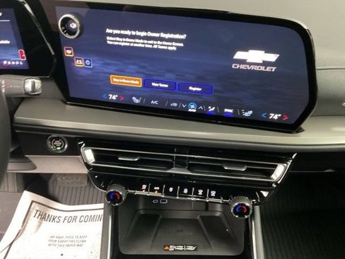 New 2026 Chevrolet Traverse LT w/ Driver Confidence Package image 15