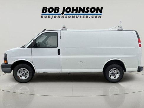 Used 2020 GMC Savana 2500 w/ Driver Convenience Package RWD image 6