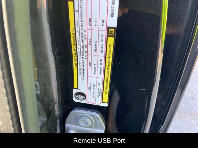 Used 2019 Dodge Grand Caravan SE w/ UConnect Hands-Free Group FWD image 25
