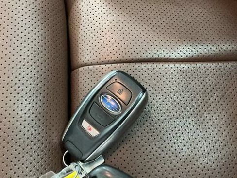 Used 2019 Subaru Ascent Touring AWD/4WD image 26