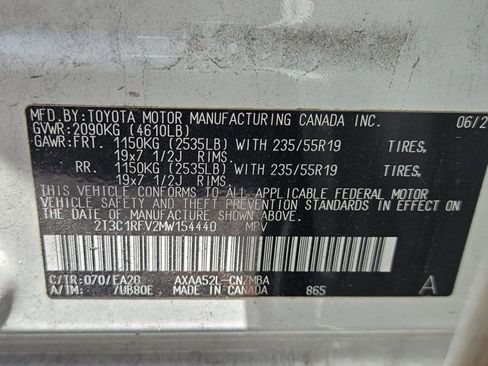Used 2021 Toyota RAV4 XLE Premium FWD image 16