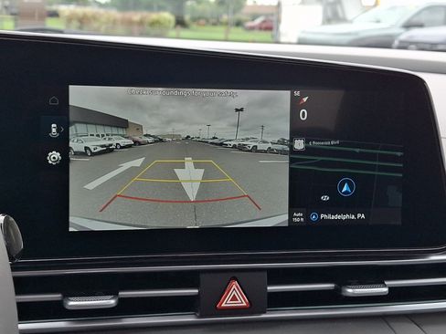 Certified 2025 Hyundai Elantra SEL FWD image 18