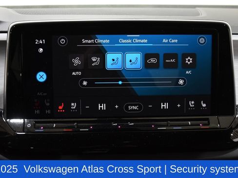 Used 2025 Volkswagen Atlas Cross Sport SE image 20