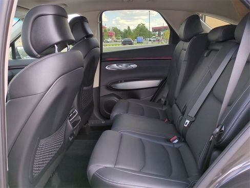 New 2026 Genesis GV70 2.5T Select image 12