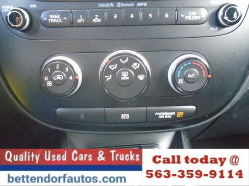 Used 2016 Kia Soul FWD image 12