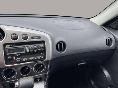 Used 2005 Pontiac Vibe w/ Power Group Value Package FWD image 3