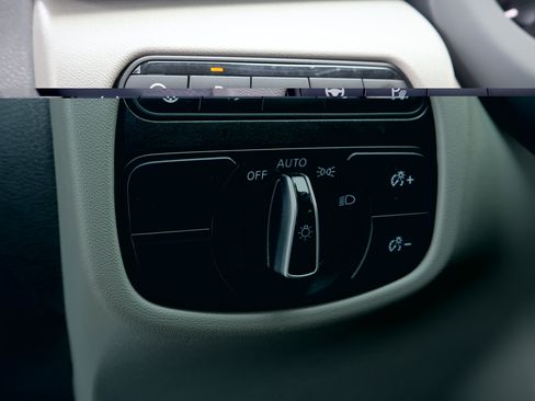 Certified 2023 INFINITI QX50 Luxe FWD image 24