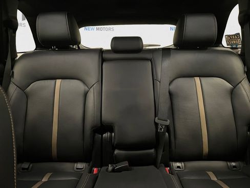 Used 2025 MAZDA CX-70 3.3 Turbo S w/ Premium Package image 13