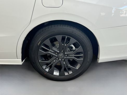 New 2026 Honda Odyssey Touring image 22
