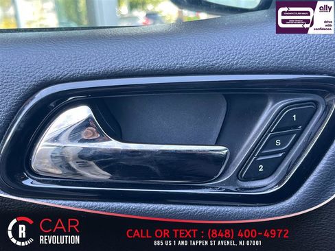 Used 2024 Dodge Durango GT RWD image 30